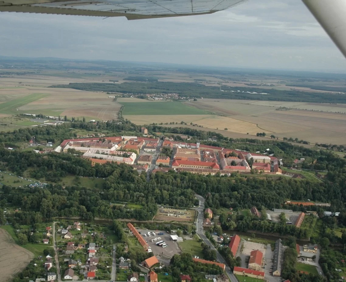 Zážitkové lety s výhledem na české zámky